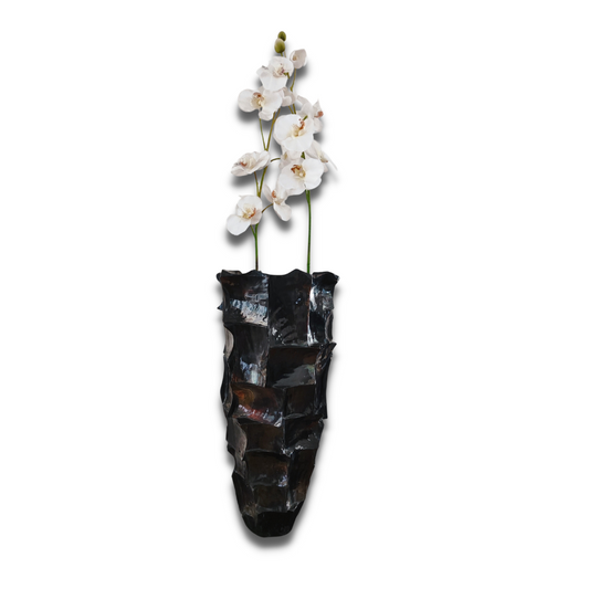 Black Shell Vase - Vertical