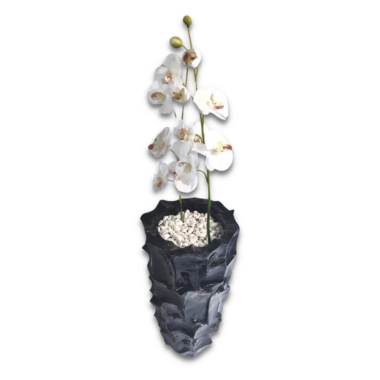 Black Shell Vase - Vertical